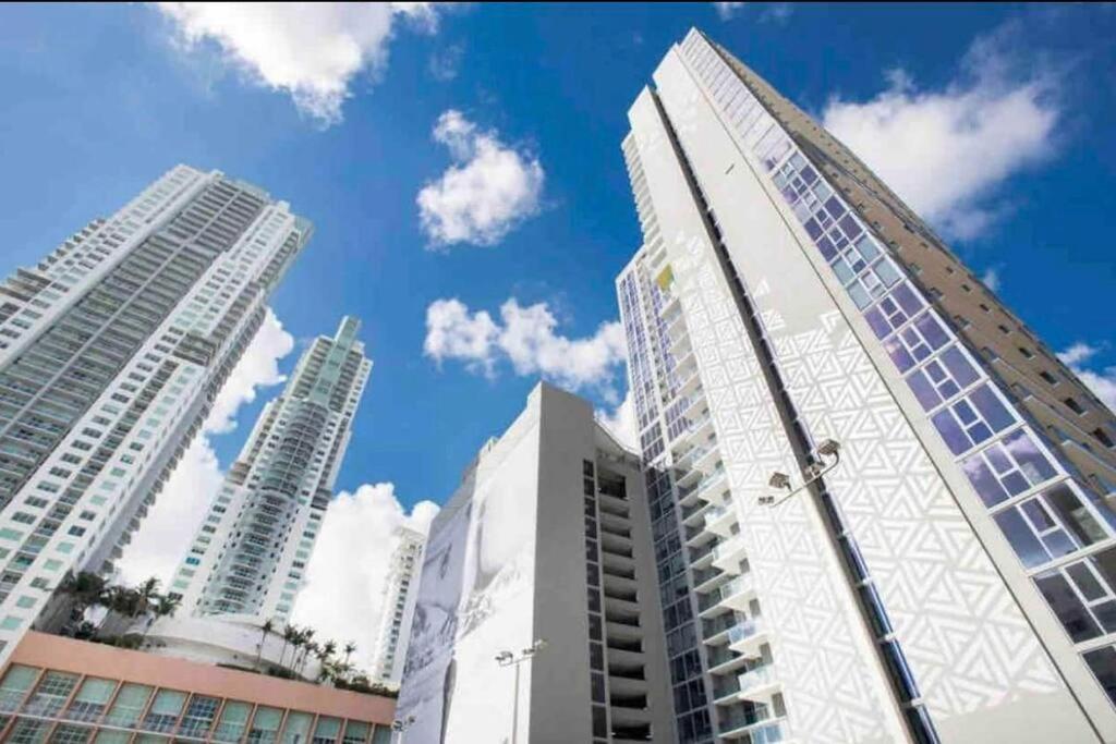 Gorgeous 2Br/2Bth In The Heart Of Miami Apartment Exterior foto